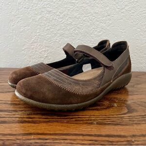 Naot Kirei Women's Mary Jane Flats Size EU 38 US 7